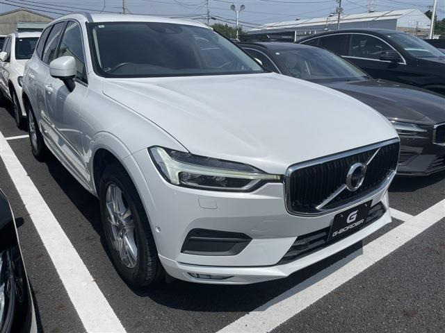 XC60 T5 AWD モメンタム 4WD 禁煙車 純正9インチナビ 全周囲カメラ