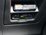 ETC車載器搭載です。スマートICも増えてきており、必須装備といって良い便利装備です。