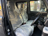 当店では、販売車両は納車前に1台1台心を込めて仕上げ作業を行って納車いたします!ご満足感を感じて頂けるよう、仕上げ作業・徹底清掃を実施致します!!