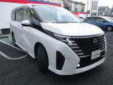 セレナ 2.0 ハイウェイスターV 