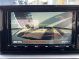 【バックモニター】バックモニターが装着されています。車庫入れが苦手な方もこれがあれば安心ですね。
