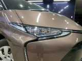 【LEDヘッドランプ】ハロゲンヘッドランプの約2倍の光量でより明るく遠くを照らし、夜間走行時の視認性を高めます。さらに長寿命や、省電力も魅力ですね♪