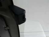 安心装備ドライブレコーダーを装備しています。自車の走行状態を常に録画しています。