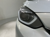 LEDヘッドライトは、点灯の瞬間から最大光量を発揮し、突然暗くなるトンネルなどでの安定感を高めます。