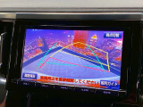 【バックカメラ】運転席から画面上で安全確認ができます。駐車が苦手な方にもオススメな便利機能です。