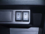 両席フロントシートヒータースイッチ