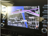 知らない道でも安心のナビ付き。
