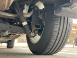 お車を安心してお乗りいただく為には、足回りの定期点検が欠かせません。サービスサポート(有償保証)では無料点検もご提供しており、安心のカーライフをお過ごしいただけるサポート体制が整っています。