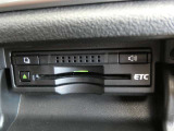 ナビ連動タイプのETC車載機です。ナビゲーションと連動してくれますのでカード未挿入を知らせてくれるなど便利な機能が追加されています。