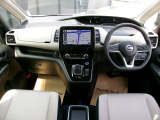 セレナ 1.2 e-POWER ハイウェイスターV 