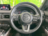 【純正革巻きステアリング】上質な革を使用することで、手にしっかり馴染みとても運転しやすいハンドルです♪