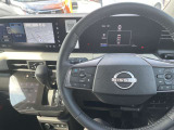 ハンドルは軽やかに回り、気持ちよく運転が出来ます。