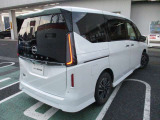 セレナ 2.0 ハイウェイスターV 