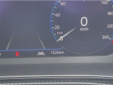 新車拠点のデモカー(試乗車)で使用していた車両です。弊社整備工場にて点検整備を行ったうえで新車保証を継承いたしますのでご安心ください。