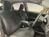 運転席も広々としており運転しやすい環境を実現しています☆室内クリーニングも実施済みです。