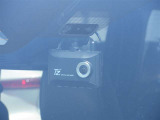 万が一のトラブルのときにも役に立つドライブレコーダーを装備しています。側面衝突や幅寄せ・割り込み対策に!