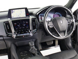 使いやすさや安全性を追求したステアリング周り!高級車ゆえにスイッチ類が多いのも特徴ですね!考え尽くされた配置ですぐに使いこなす事が出来ますのでご安心下さい!是非、体感してみて下さい!!