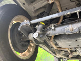 お車を安心してお乗りいただく為には、足回りの定期点検が欠かせません。サービスサポート(有償保証)では無料点検もご提供しており、安心のカーライフをお過ごしいただけるサポート体制が整っています。