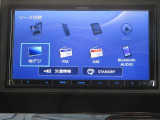 メモリーナビ搭載車両♪ナビはルート案内はもちろん、Bluetooth接続にも対応していますので、スマホの中の音楽を手軽に楽しむこともできます♪
