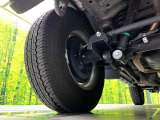 お車を安心してお乗りいただく為には、足回りの定期点検が欠かせません。サービスサポート(有償保証)では無料点検もご提供しており、安心のカーライフをお過ごしいただけるサポート体制が整っています。