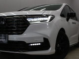 【LEDヘッドライト】悪天候や夜間走行時も良好な視界を確保し安心して運転できる高輝度LEDヘッドライトを装備!点灯速度が早く、消費電力も抑えられています!!