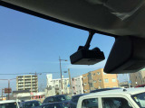 今話題のドライブレコーダーも付いています。