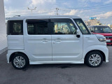 ●弊社では、全車に3か月間、走行3000キロ制限の無償保証を標準提供しております。(輸入車は1年間、走行無制限)