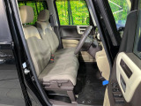 運転席シート廻りは使用感も少なく、良好な状態となっています。丁寧に使われていたことがよくわかりますね。