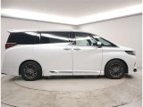 アルファード ハイブリッド 2.5 エグゼクティブ ラウンジ E-Four 4WD 