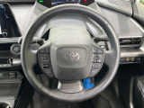 【レーダークルーズコントロール】高速道路での長距離走行が楽に!!自動で速度を保つクルーズコントロールが、衝突軽減システムと連携し、前方の車両を感知して車間を保つように速度調節してくれます!!