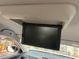 【フリップダウンモニター】付き☆後部座席に座りながら大画面でTVやDVDをお楽しみいただけます♪