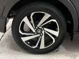 タイヤサイズは195/60R17!納車前の点検時にタイヤ交換させていただきます!純正アルミホイール!