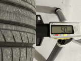 夏タイヤの残り溝は5.0mmです。スリップラインからは3.4mmとなっております。
