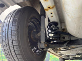 お車を安心してお乗りいただく為には、足回りの定期点検が欠かせません。サービスサポート(有償保証)では無料点検もご提供しており、安心のカーライフをお過ごしいただけるサポート体制が整っています。