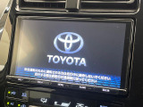 【純正ナビ】人気の純正ナビを装備しております。ナビの使いやすさはもちろん、オーディオ機能も充実!キャンプや旅行はもちろん、通勤や買い物など普段のドライブも楽しくなるはず♪