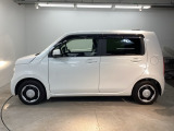 後席プライバシーガラス仕様! 車内が見えにくい設計です。