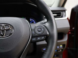 全車速追従機能付きレーダークルーズコントロールはこちらのスイッチから操作します