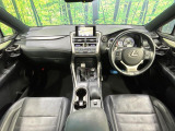 NX 200t Fスポーツ 