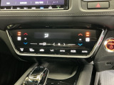 運転席/助手席シートヒーターで寒い日もすぐに温かくなり快適に過ごせます。2段階の温度調整が可能です