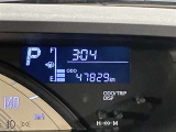 視認性に優れたメーターを採用しており、走行中でも車速や情報が分かりやすく表示されます。運転時の視線移動をむりのない範囲に抑え、快適で安心感のあるドライブをサポートします。