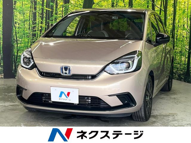 フィット 1.5 e:HEV ホーム メゾン 20周年特別仕様車