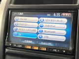 Bluetooth接続すればお持ちのスマホやMP3プレイヤーの音楽を再生可能!毎日の運転がさらに楽しくなります!!
