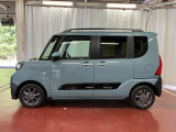 【スマートアシスト搭載車】 衝突回避支援ブレーキ機能(対車両・歩行者)、衝突警報機能(対車両・対歩行者)、誤発信抑制制御機能などの機能で安全な運転をサポートします。
