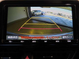 バックガイドモニターで、後方を確認しながら安心して駐車することができます。運転初心者も熟練者も必須の機能ですよ!