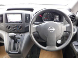 清潔で広々した座席です!是非、現車を見て体感してみてください。