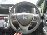 握りやすい大きなハンドルで運転しやすいです♪