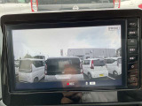 【ドライブレコーダー】純正ナビと連動し、録画映像をナビ画面でそのまま再生できます。操作が直感的で使いやすく、トラブル時の状況確認もスムーズ。車両システムとの相性も良く、安心感と利便性を高める装備です。