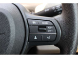 安全運転支援システムHonda SENSINGを搭載しております。衝突軽減ブレーキや誤発進抑制機能、アダプティブクルーズコントロールや車線維持など複数の先進技術で安心と快適なドライブをサポートします。