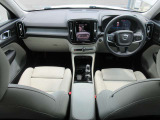 XC40 ウルトラ B4 AWD 4WD 