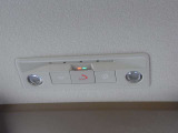 SOSコールを装備。NissanConnec(有料)にご加入頂くと、緊急時に専門のオペレーターにつながるSOSコールや、乗る前エアコン、無線での地図更新などさまざまサービスで素敵なカーライフをもたらしてくれます!